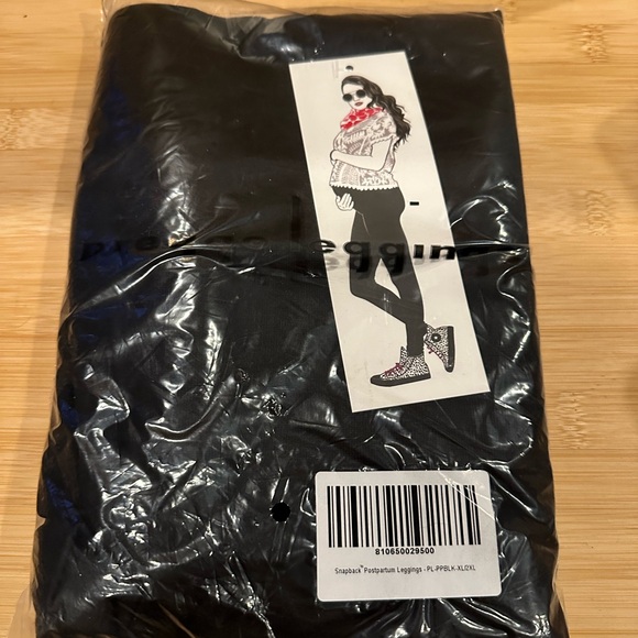 Preggo Leggings SnapBack Postpartum Leggings Black XL / 2XL New Never Opened - Picture 1 of 4